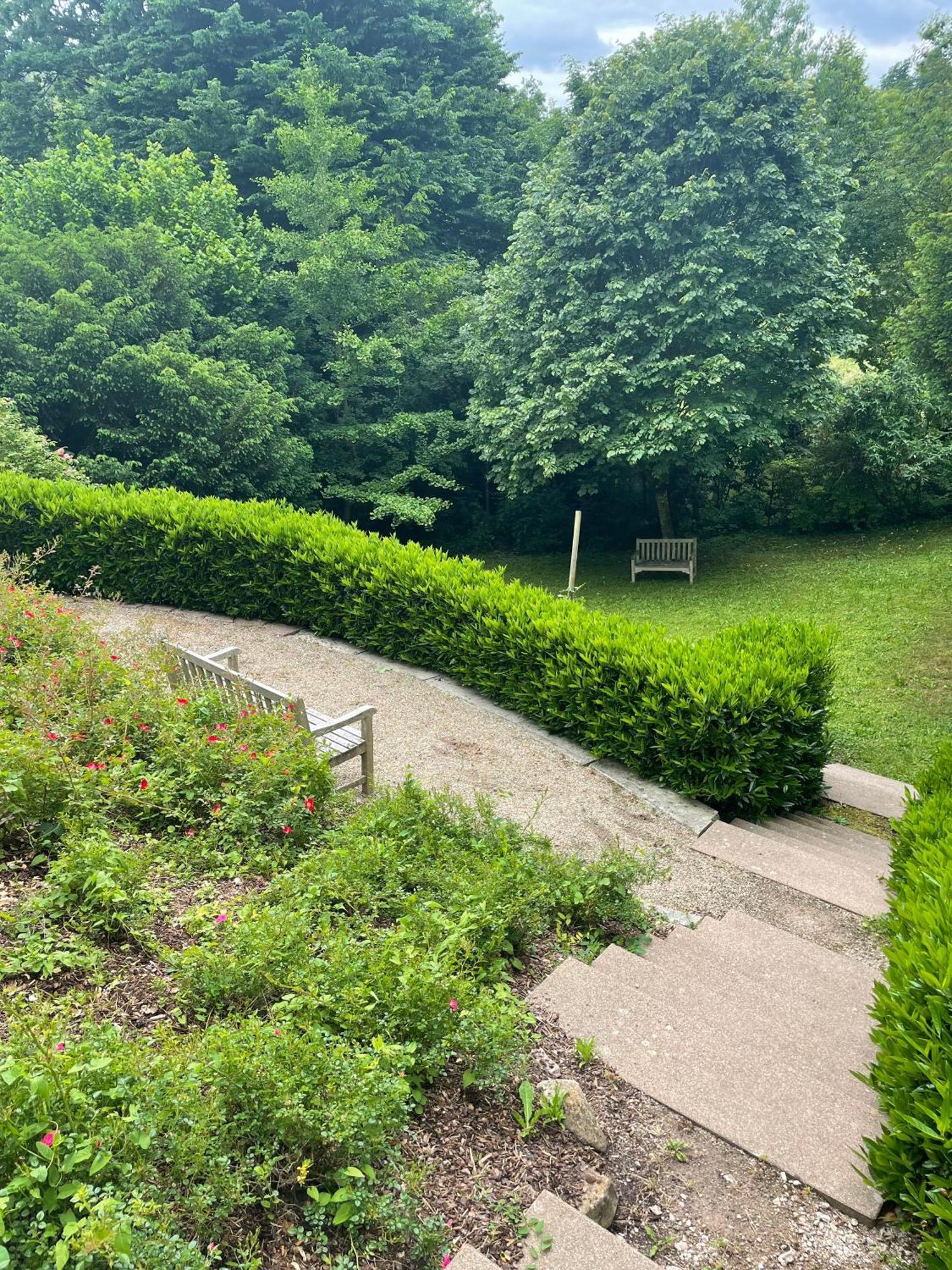 Rose Garden Retreat Private Terrace