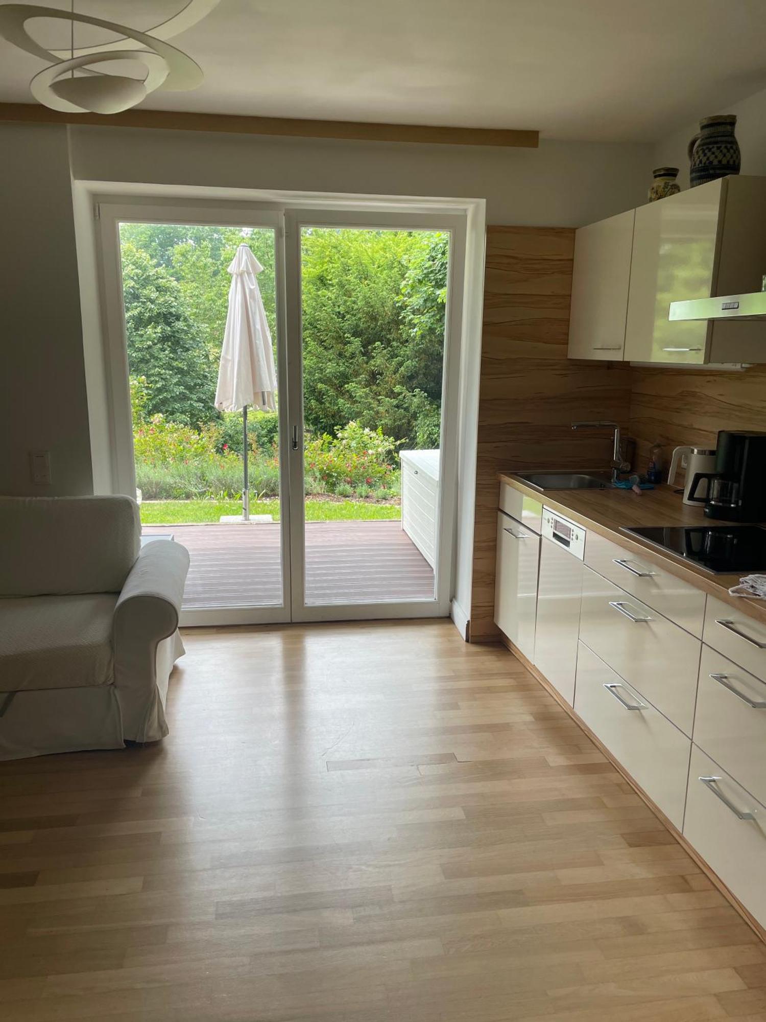Rose Garden Retreat Private Terrace Appartement *
